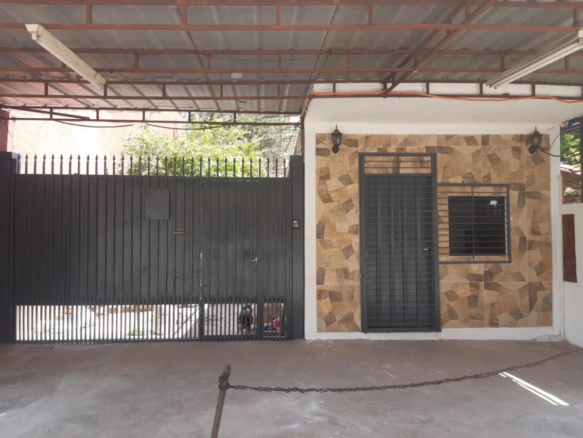 Habitacion En Casa Zona Asunción Eksteriør bilde